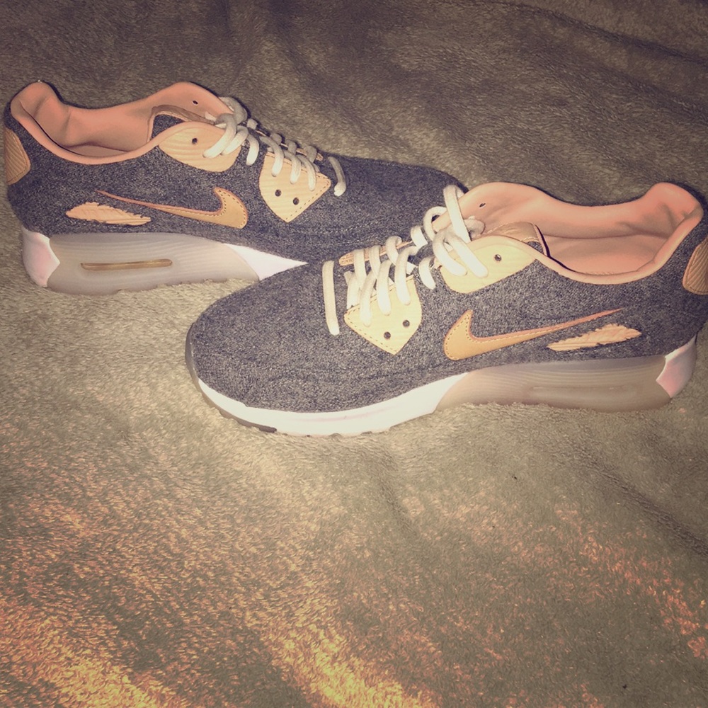 Nike air
